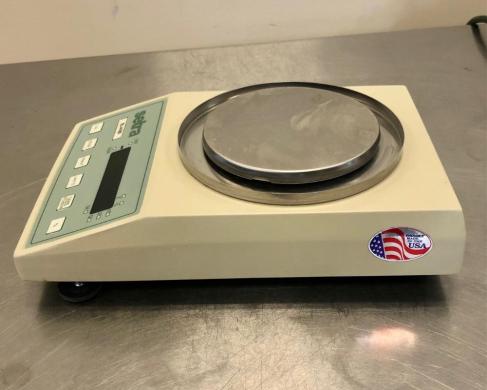 Setra Systems Digital Scale – Precision Laboratory Analytical Balance-cover