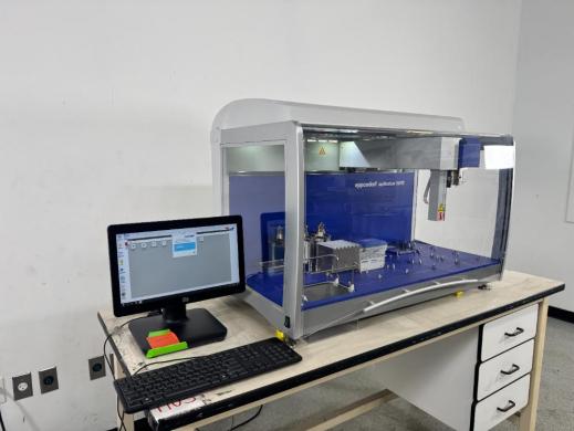 Eppendorf epMotion 5075 Automated Liquid Handling Workstation-cover