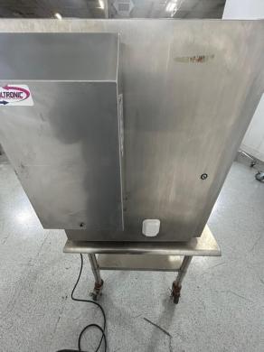 Sepragen Quantasep SU 100/300 Standalone Chromatography System with Stainless Steel Cart-cover