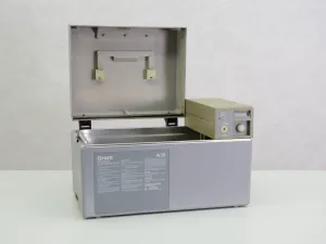 Grant W28/ZD Temperature-Controlled Laboratory Water Bath, 2 of 8