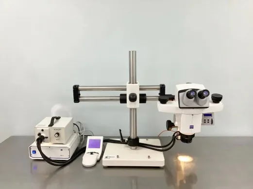 Zeiss Discovery V12 Motorized Stereo Zoom Microscope with 12:1 Zoom Ratio