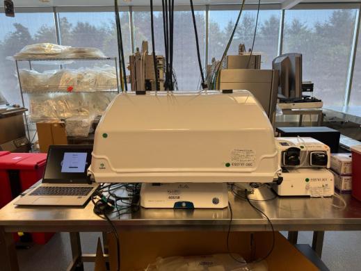 Cytiva ReadyToProcess Wave 25 Single-Use Bioreactor with UNICORN 7.10 Control-cover