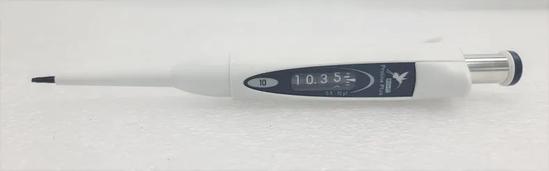 Biohit Proline Plus Mechanical Micropipette, 0.5–10 µL Volume Range, Ergonomic Design