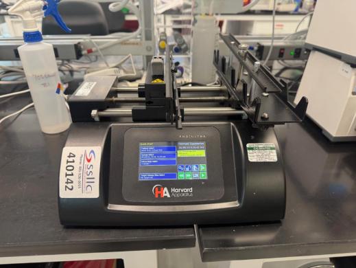 Harvard Apparatus PHD Ultra Programmable Dual-Channel Syringe Pump Model 703007-cover