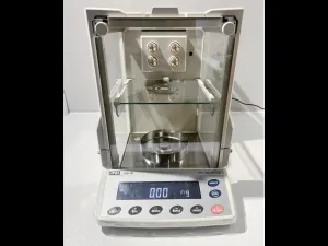 A&D BM-20 Microbalance with Built-In Fanless Ionizer for High-Precision Weighing, 8 of 10