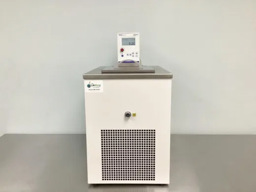 Fisher Scientific Isotemp 4100 Recirculating Chiller with ±0.05°C Stability and -35°C to 100°C Range