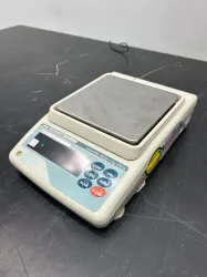 A&D Weighing EK-1200i Everest Compact Analytical Balance with Digital Display, 2 of 3