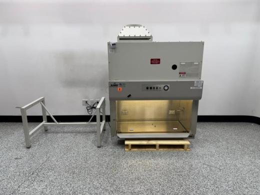 Nuaire NU 425 400 Class II Type A2 Biosafety Cabinet with UV Decontamination and Airflow Monitoring-cover