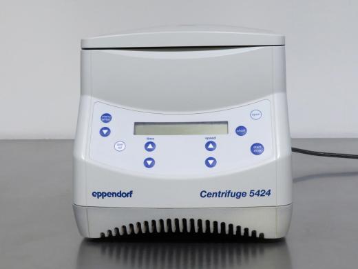 Eppendorf 5424 Benchtop Centrifuge with Digital Display and Fixed-Angle Rotor-cover