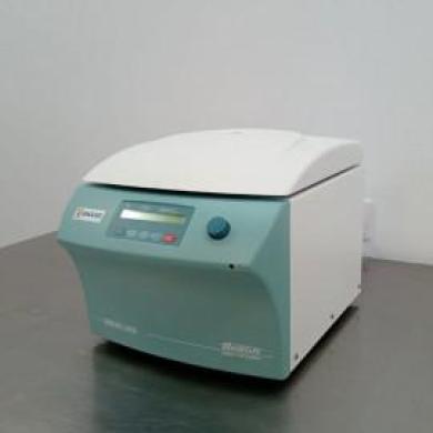 Hettich Mikro 220 Centrifuge-cover