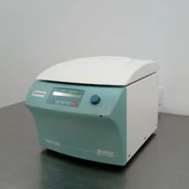 Hettich Mikro 220 Centrifuge