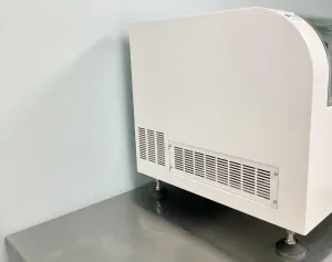 2023 Benchtop Orbital Incubator Shaker with Top-Hinge Tempered Glass Door, 2 of 13