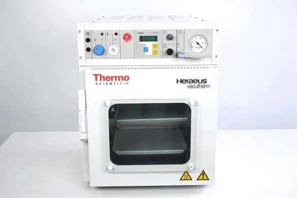 Heraeus Vacutherm VT6025 25 L Vacuum Drying Oven, 200 °C