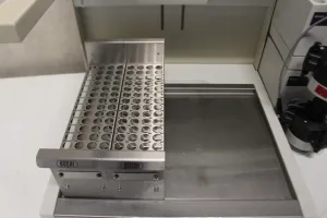 Büchi C-660 Fraction Collector with C-601 Pump Module and C-615 Pump Manager, 2 of 3