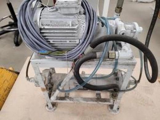 Siemens  IEC-60034-1 Pump with Heat Exchanger-cover