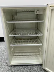 VWR Under Counter Refrigerator, 3 of 4