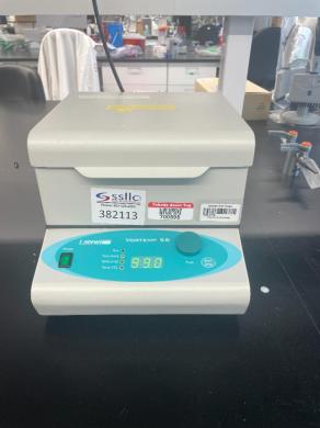 Labnet Vortemp 56 Compact Temperature-Controlled Incubator Shaker-cover