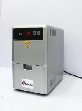 4titude HT121TS Semi-Automatic Heat Sealer for Microplates, 60-200°C Range-cover
