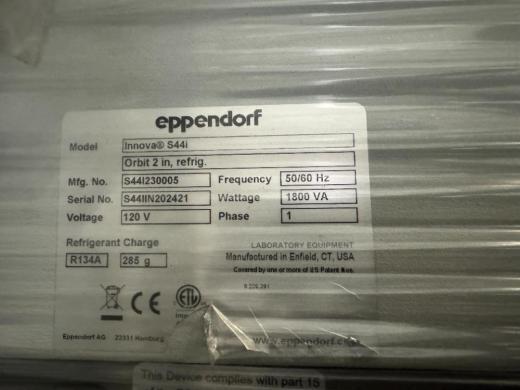 Eppendorf Innova S44i Double Stack Incubator Shaker System for Controlled-Temperature Shaking-cover