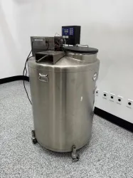 MVE 800 Series - 150 Cryogenic Storage System for Biomaterial Preservation, 2 of 4