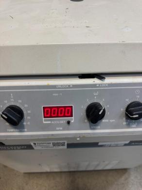 Beckman Coulter Allegra 6KR Floor Centrifuge with 4-Place Rotor and Digital Speed Display-cover