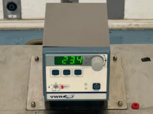 VWR Circulating Water Bath for precise temperature control in laboratory applications, 4 of 4