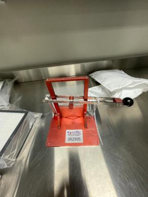 Rodent Tail Guillotine for Precise Tail Sampling in Laboratory Research-cover