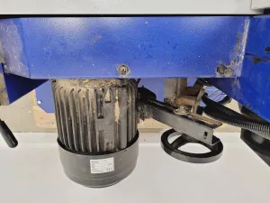 Axminster AP6300HD3/700352 Laboratory Bandsaw for Precision Sample Preparation, 6 of 27