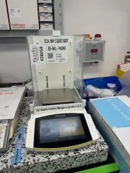 Sartorius Cubis MCA623P-2S00-I High-Precision Analytical Balance with Touchscreen and Draft Shield, 2 of 4