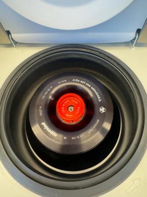 Eppendorf 5427R Refrigerated Centrifuge-cover