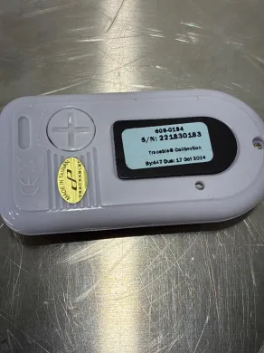 VWR Traceable Calibration Device with Digital Display