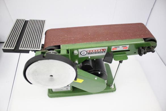 Central Machinery 4" x 36" Belt and 6" Disc Sander with Tilting Table-cover