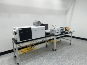 Agilent Technologies 6430 Triple Quadrupole LC-MS System for Sensitive Quantitative Analysis, 2 of 4