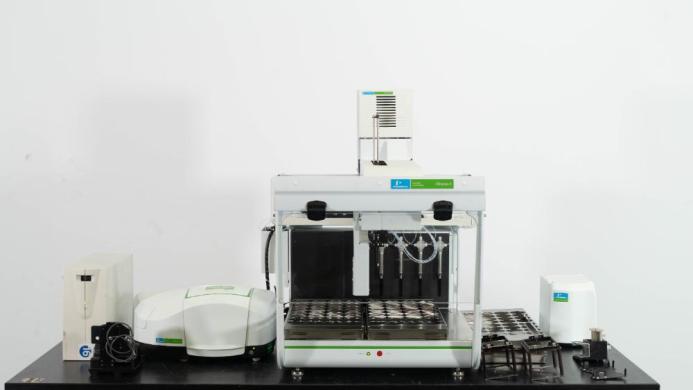PerkinElmer OilExpress 4 Automated Liquid Handler with Spectrum Two-cover