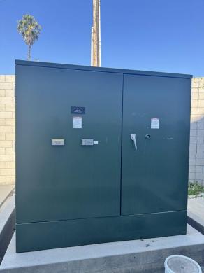 DELTA T2A 300KVA Laboratory Power Transformer 125KV BIL 480Y277V Rating-cover