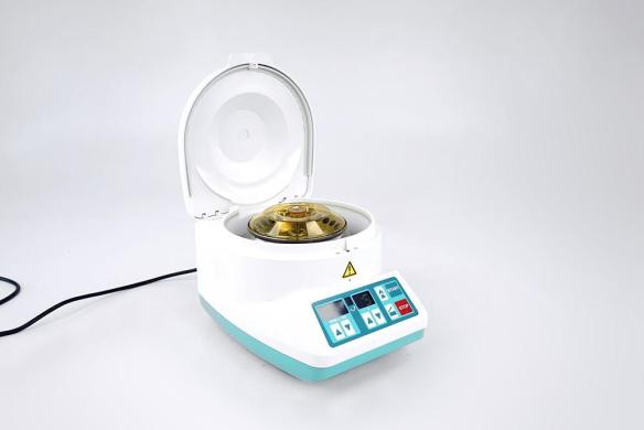 Hettich Mikro 20 Microcentrifuge with Rotor 2073, 24 × 1.5/2 mL-cover