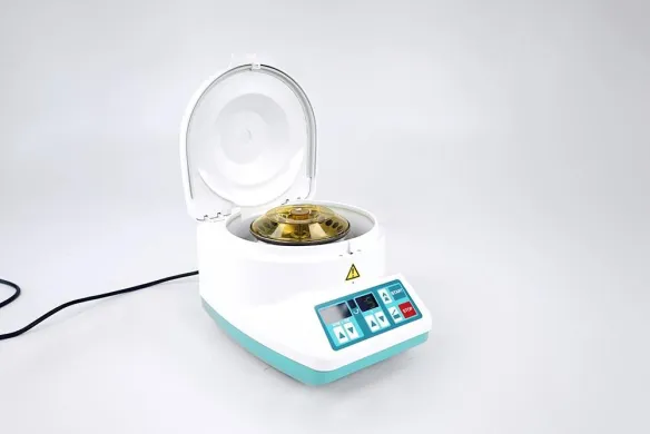 Hettich Mikro 20 Microcentrifuge with Rotor 2073, 24 × 1.5/2 mL