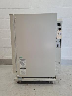 Sanyo MCO-18AIC CO2 (UV) Laboratory Incubator Lab-cover