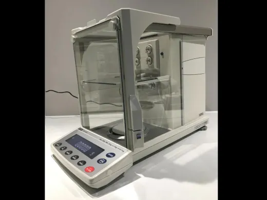 A&D BM-200 Series Micro Analytical Balance with Internal Calibration and Ionizer