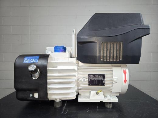 Leybold Sogevac SV65 BIFC Rotary Vane Vacuum Pump 200-240V 50/60Hz-cover