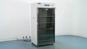 Thermo Scientific Reach-In CO2 Incubator for Controlled Cell Culture Environment, 2 of 4