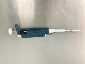 Gilson Pipetman P200 Single Channel Variable Volume Analog Pipette, 2 of 9