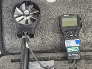 TSI Alnor LCA501 Handheld Rotating Vane Air Velocity Meter, 5 of 8