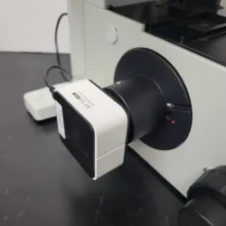 Olympus IX51 Inverted Microscope with Tilting Head, Phase Contrast, and 5MP Camera, 5 of 11