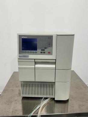 Waters Alliance e2695 High-Performance Liquid Chromatography (HPLC) System-cover