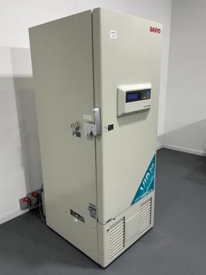 Sanyo MDF-U500VX Ultra-Low Temperature Freezer for Biomedical and Molecular Diagnostics Storage-cover