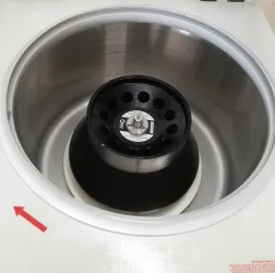 Z 323 Universal High Speed Centrifuge with 220.85.V01 Rotor, 3 of 6