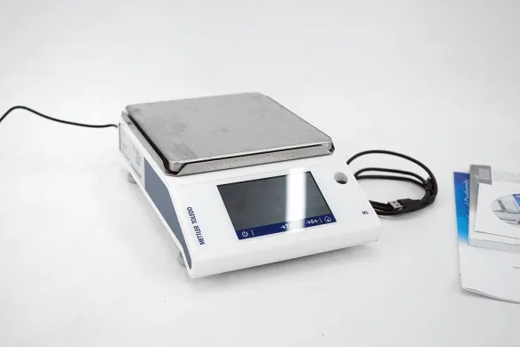 Mettler Toledo ML802T /00 Precision Balance, 820 g Capacity, 0.01 g Readability