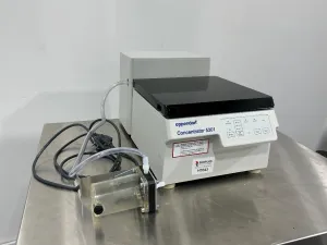 Eppendorf 5301 Vacuum Concentrator for Sample Evaporation, 2 of 4
