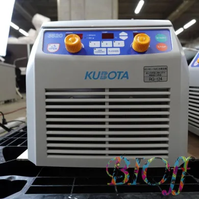 KUBOTA 3520 Benchtop Micro Refrigerated Centrifuge with 2ml×24 Rotor